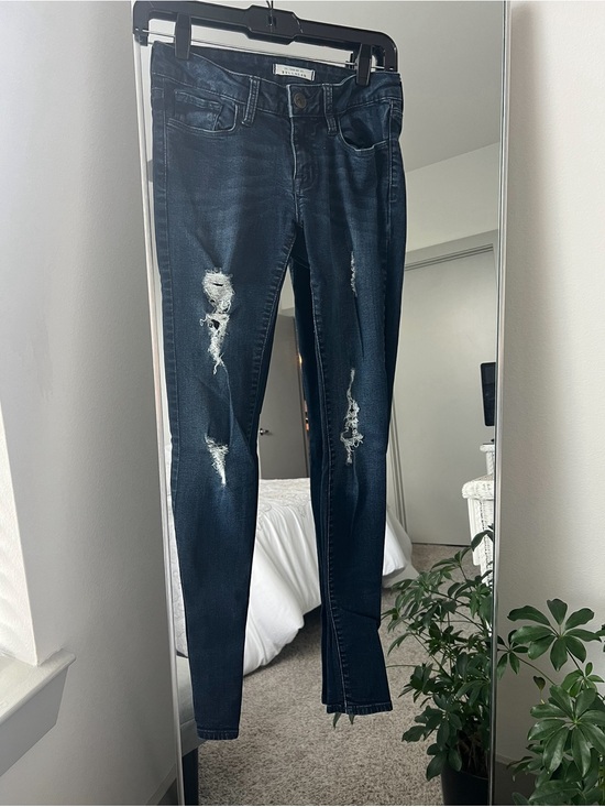 Bullhead Denim Co. Denim - Bullhead Skinniest Distressed Ripped Jeans Dark Indigo Wash: Size 3/2